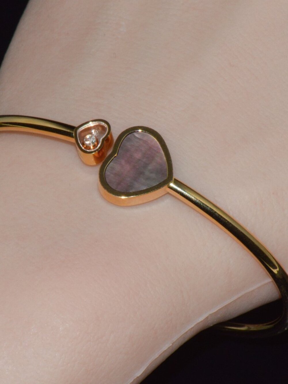Chopard Happy Hearts Tahitian Mother-of-Pearl Diamond 18K Rose Gold Bangle - Picture 9 of 16